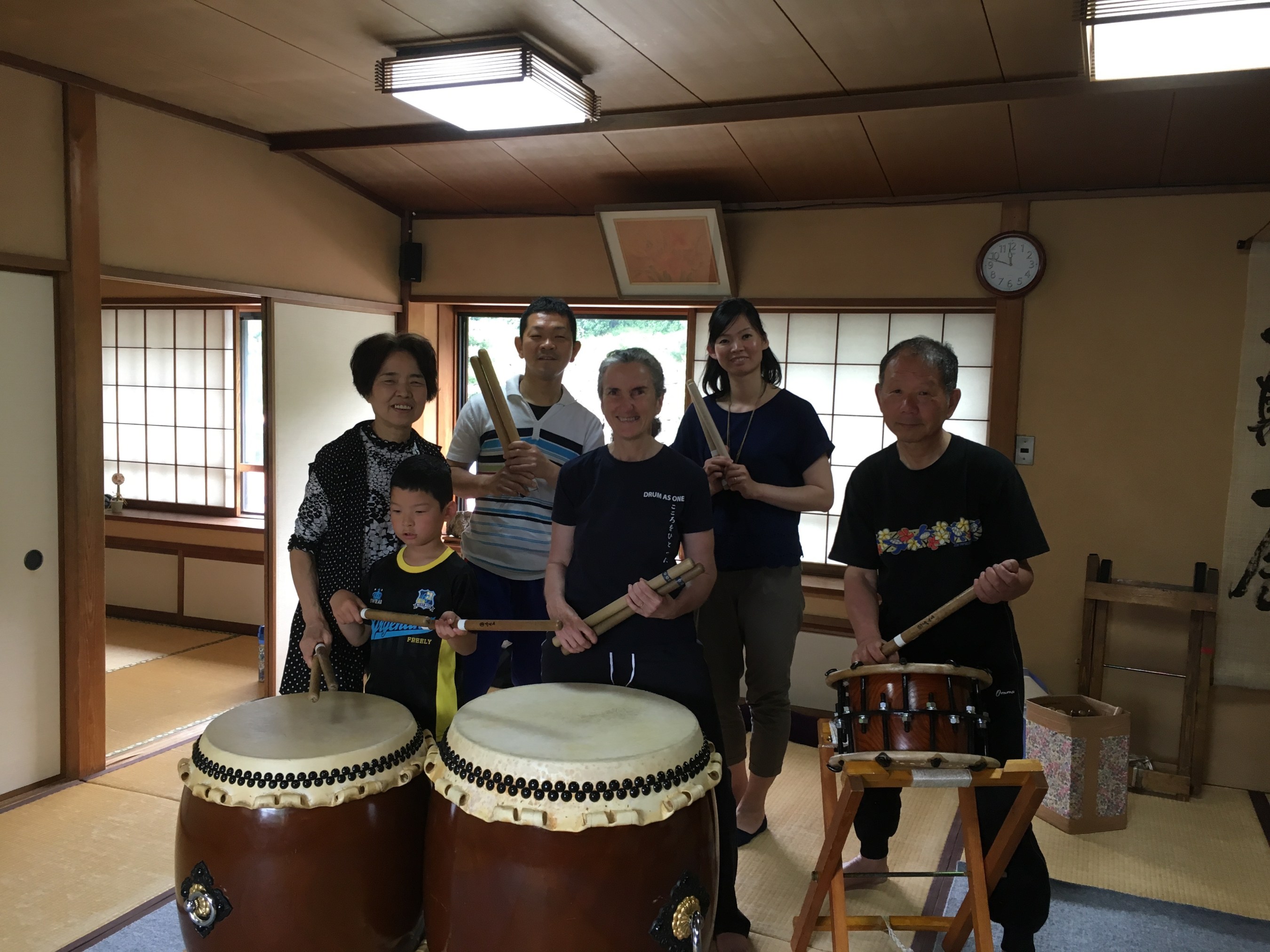 As luck would have it, my first opportunity to practice taiko was lesson only a two minute walk from my apartment. We played a Matsuri (Festival) song together. It was a lot of fun.